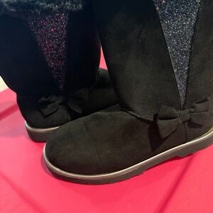 Kohls Girls Size 6 Black Boots